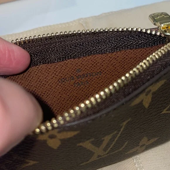 NEW! Louis Vuitton Monogram Canvas Key Holder/Wallet | Authentic - Picture 11 of 12